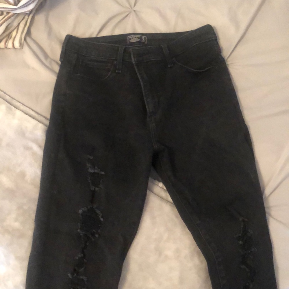 BLACK JEANS